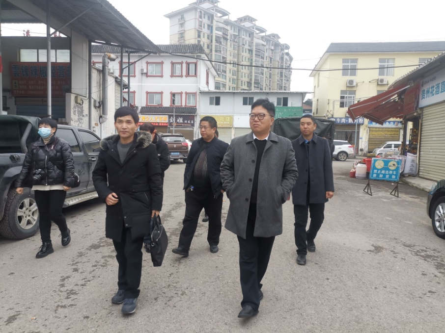 省总工会到苗都会场公司开展2022年“两节”送温暖活动_黔东南州K8凯发集团集团