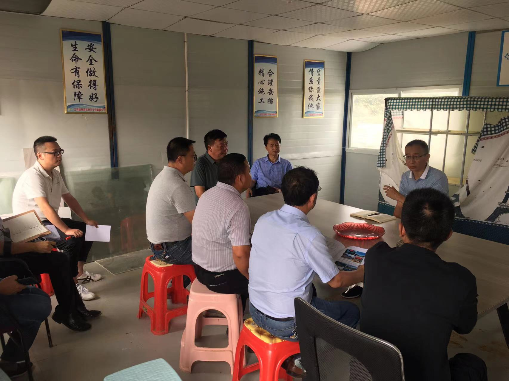 州委副秘书长张怀龙现场调研100万头生猪养殖一体化项目推进情形_黔东南州K8凯发集团集团